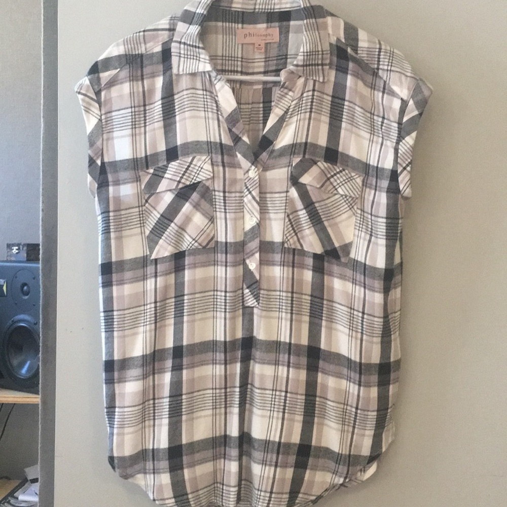 Plaid cuffed sleeve top